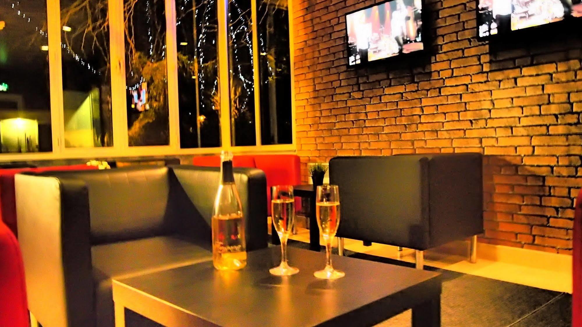 Comfort Hotel Rosporden Concarneau Экстерьер фото